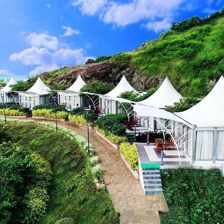 Sunnys World Hotel Pune Luaran gambar
